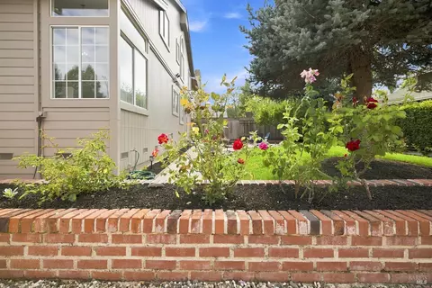 Exterior - 8273 Honor Pl, Cotati, CA 94931 photo 17 of 24