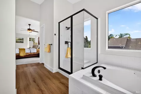 Bath - 8273 Honor Pl, Cotati, CA 94931 photo 5 of 10