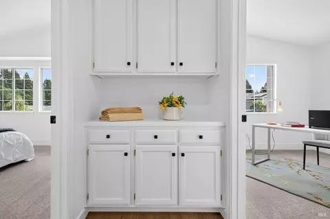 Entry Way - 8273 Honor Pl, Cotati, CA 94931 photo 6 of 9