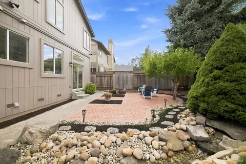 Exterior - 8273 Honor Pl, Cotati, CA 94931 photo 11 of 24