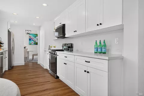 Kitchen - 8273 Honor Pl, Cotati, CA 94931 photo 5 of 6