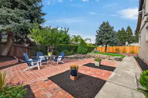 Exterior - 8273 Honor Pl, Cotati, CA 94931 photo 12 of 24