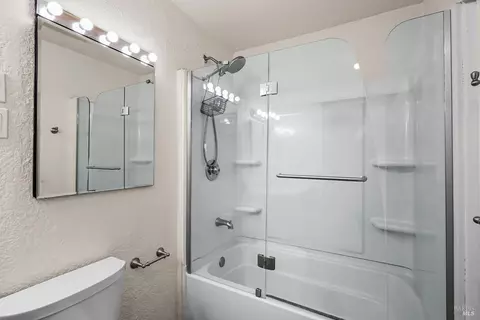 Bath - 20251 Willow Rd, Monte Rio, CA 95462 photo 3 of 3