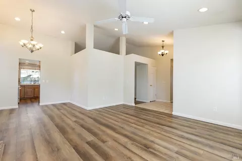 Living - 1029 Hampshire Ln, Windsor, CA 95492 photo 3 of 7