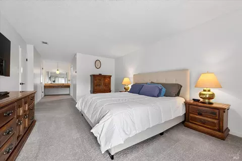 Bedroom - 228 Valencia St, Vallejo, CA 94591 photo 2 of 5