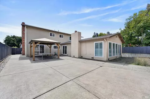 Exterior - 228 Valencia St, Vallejo, CA 94591 photo 3 of 6