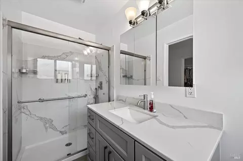 Bath - 228 Valencia St, Vallejo, CA 94591 photo 1 of 2