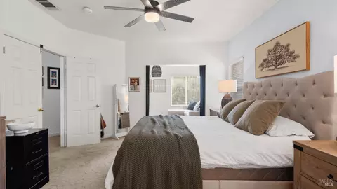 Bedroom - 885 Kells Cir, Vacaville, CA 95688 photo 7 of 7