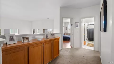 Entry Way - 885 Kells Cir, Vacaville, CA 95688 photo 2 of 2