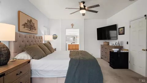 Bedroom - 885 Kells Cir, Vacaville, CA 95688 photo 6 of 7