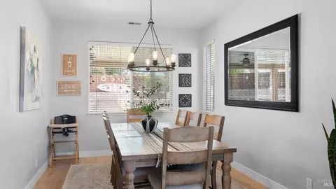 Dining - 885 Kells Cir, Vacaville, CA 95688 photo 1 of 3
