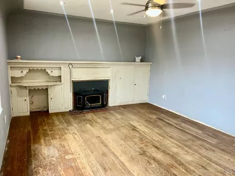 Living - 1432 Ohio St, Vallejo, CA 94590 photo 2 of 4
