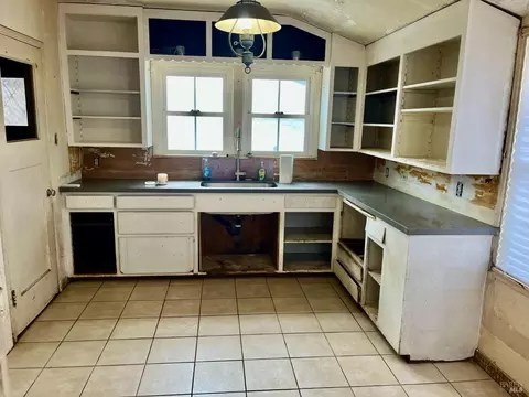 Kitchen - 1432 Ohio St, Vallejo, CA 94590 photo 1 of 3
