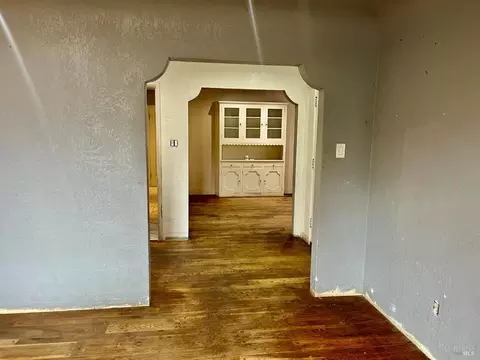 Entry Way - 1432 Ohio St, Vallejo, CA 94590 photo 2 of 3