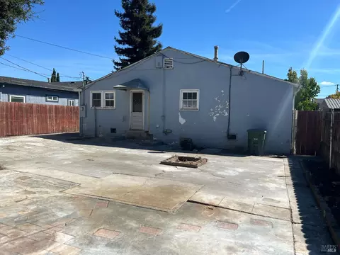 Exterior - 1432 Ohio St, Vallejo, CA 94590 photo 6 of 7
