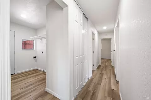 Entry Way - 221 Arguello Ave, Vallejo, CA 94591 photo 1 of 2