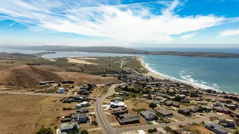 View/Area - 471 Oceana Dr, Dillon Beach, CA 94929 photo 5 of 9