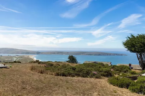 View/Area - 471 Oceana Dr, Dillon Beach, CA 94929 photo 1 of 9