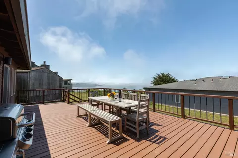 Exterior - 471 Oceana Dr, Dillon Beach, CA 94929 photo 5 of 11