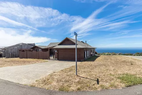 Exterior - 471 Oceana Dr, Dillon Beach, CA 94929 photo 10 of 11