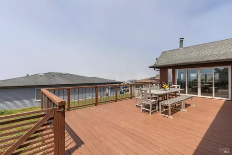 Exterior - 471 Oceana Dr, Dillon Beach, CA 94929 photo 7 of 11