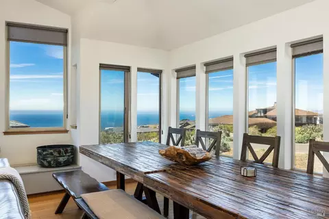 Dining - 471 Oceana Dr, Dillon Beach, CA 94929 photo 2 of 2