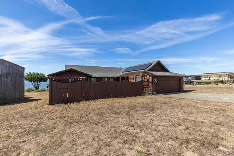 Exterior - 471 Oceana Dr, Dillon Beach, CA 94929 photo 11 of 11