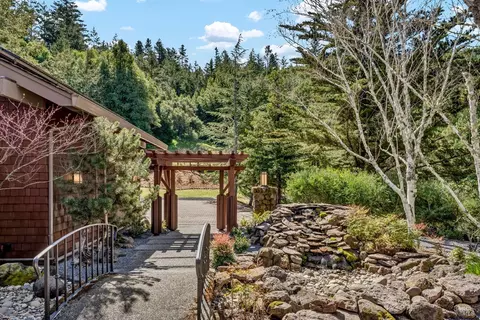Exterior - 40 Los Pinos, Nicasio, CA 94946 photo 4 of 33