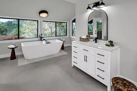 Bath - 40 Los Pinos, Nicasio, CA 94946 photo 1 of 14