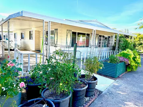 91 Sequoia Cir, Santa Rosa, CA 95403