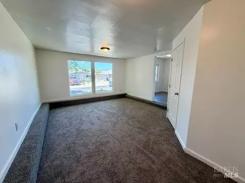 Living - 261 Circle Dr, Vacaville, CA 95688 photo 2 of 3