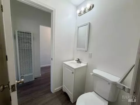 Bath - 261 Circle Dr, Vacaville, CA 95688 photo 1 of 1