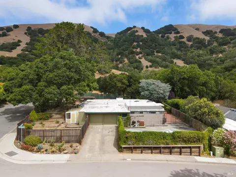 256 Mount Shasta Dr, San Rafael, CA 94903
