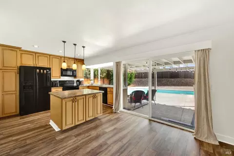 Kitchen - 1565 Meadowlark Dr, Fairfield, CA 94533 photo 1 of 6