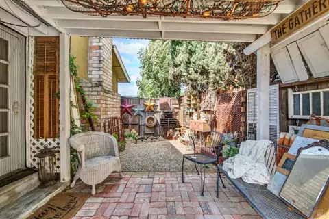 Exterior - 1565 Meadowlark Dr, Fairfield, CA 94533 photo 12 of 19