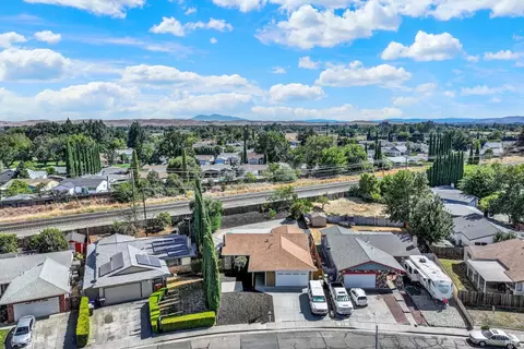 View/Area - 1565 Meadowlark Dr, Fairfield, CA 94533 photo 1 of 7