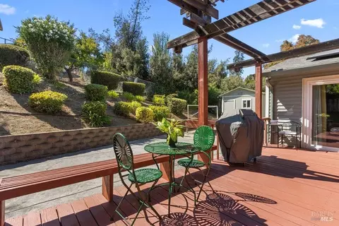 Exterior - 161 Clayton Ct, Vallejo, CA 94591 photo 6 of 9