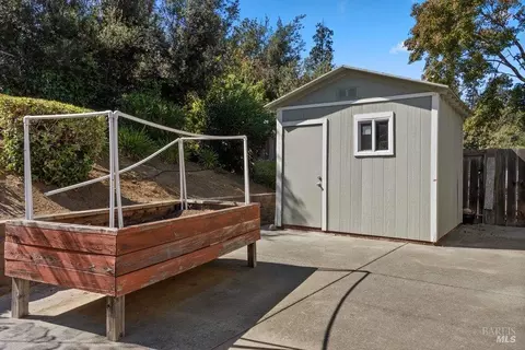 Exterior - 161 Clayton Ct, Vallejo, CA 94591 photo 8 of 9