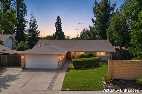 1000 Woodridge Dr, Vacaville, CA 95687