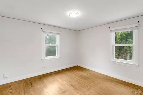 Bedroom - 1450 Amador St, Vallejo, CA 94590 photo 2 of 5