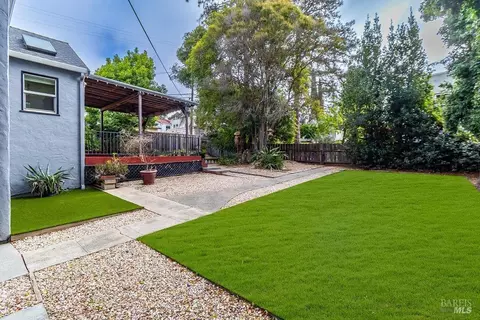 Exterior - 1450 Amador St, Vallejo, CA 94590 photo 7 of 18