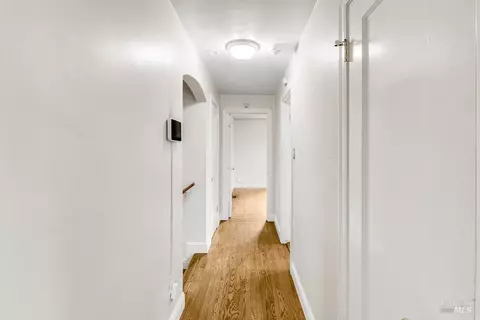 Entry Way - 1450 Amador St, Vallejo, CA 94590 photo 3 of 3