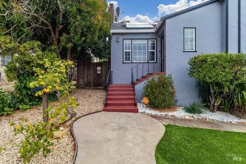 Exterior - 1450 Amador St, Vallejo, CA 94590 photo 4 of 18