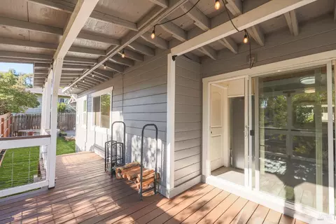 Exterior - 441 North St, Willits, CA 95490 photo 7 of 11