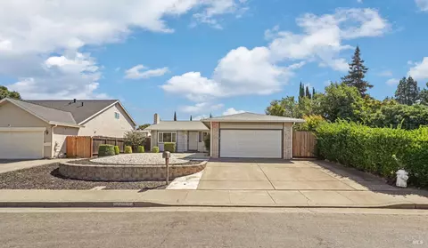 2242 Ross Pl, Fairfield, CA 94533