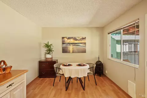 Dining - 2242 Ross Pl, Fairfield, CA 94533 photo 1 of 1