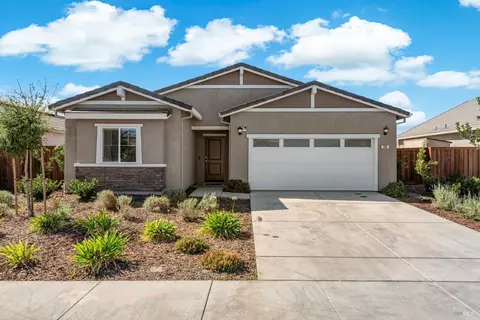 1745 Orchid Ave, Dixon, CA 95620