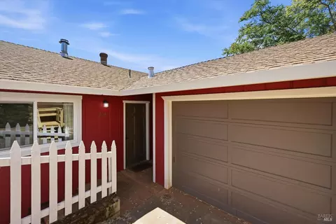 Exterior - 4045 Mesa, Clearlake, CA 95422 photo 6 of 10