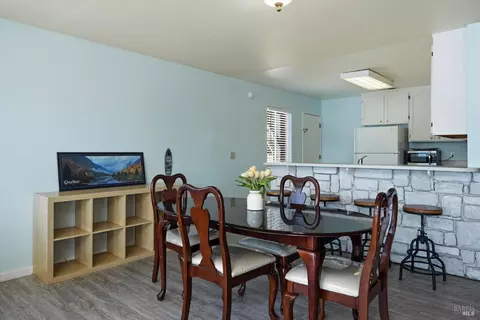 Dining - 4045 Mesa, Clearlake, CA 95422 photo 1 of 5