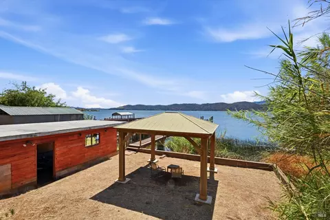 Exterior - 4045 Mesa, Clearlake, CA 95422 photo 5 of 10